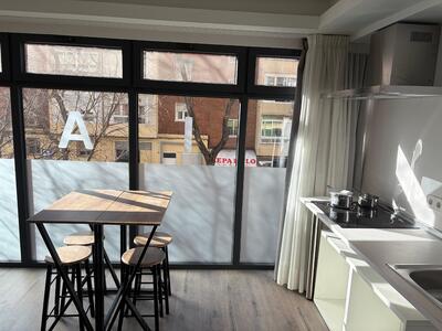 MITRA Sarria Living Suite 4 - 3